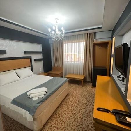 Uenaten Otel Gaziemir Ngoại thất bức ảnh